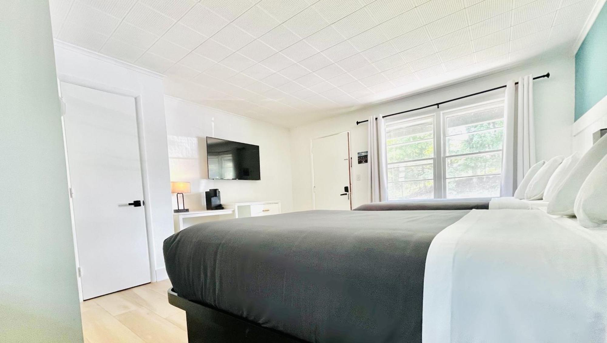 Motel Luzerne レイク・ルザーン エクステリア 写真